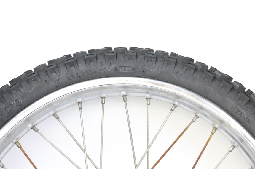 photo de FRONT RIM AND TIRE KYMCO STRYKER OFF ROAD 125 (1999 - 2005)
