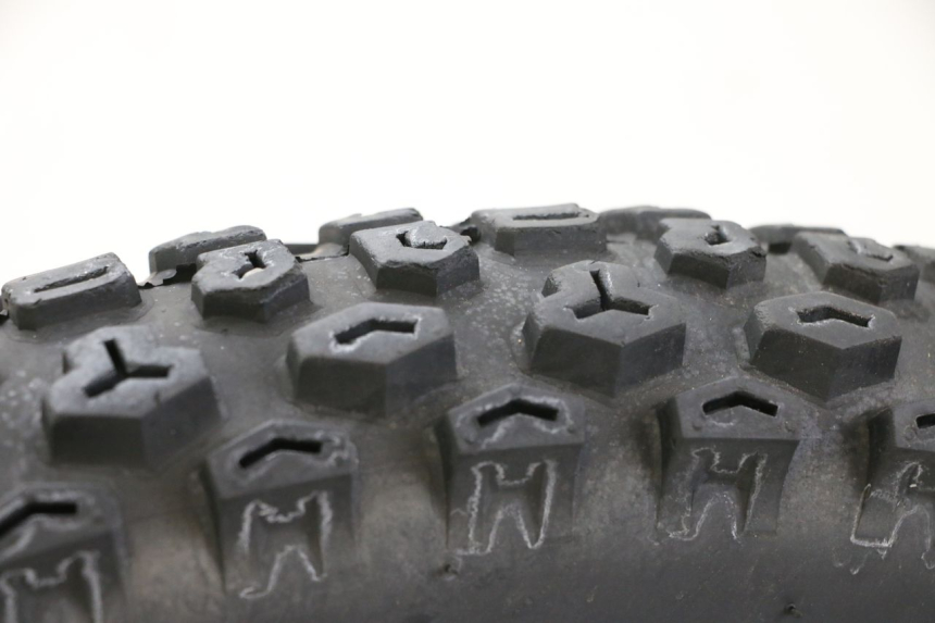 photo de FRONT RIM AND TIRE KYMCO STRYKER OFF ROAD 125 (1999 - 2005)