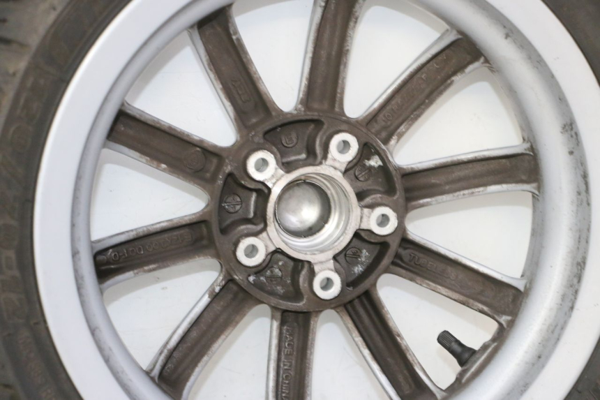 photo de FRONT RIM AND TIRE PIAGGIO MP3 RL 250 (2007 - 2010)