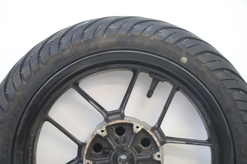 photo de FRONT RIM AND TIRE PIAGGIO NEW TYPHOON 50 (2018 - 2021)