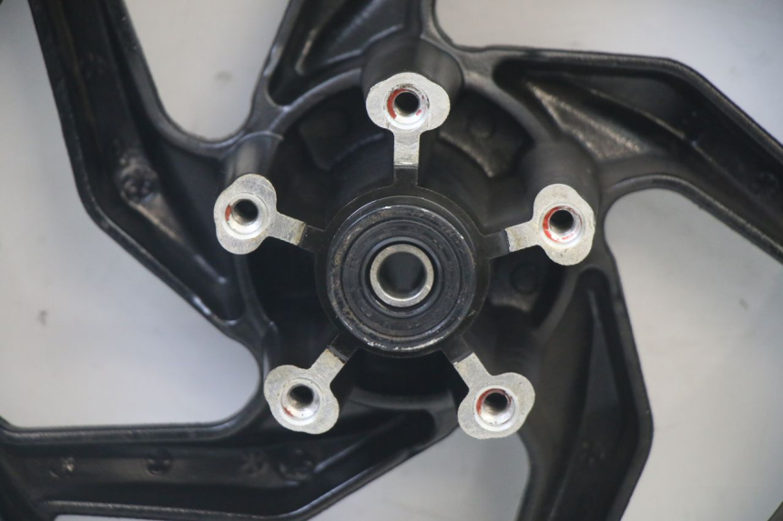 photo de FRONT RIM AND TIRE SYM ORBIT III 3 4T 50 (2021 - 2025)