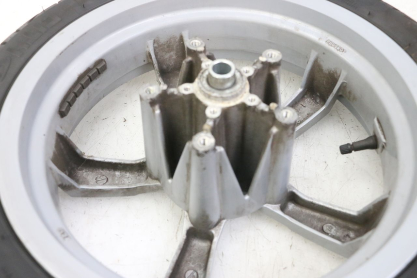 photo de FRONT RIM AND TIRE PEUGEOT SATELIS 125 (2013 - 2018)