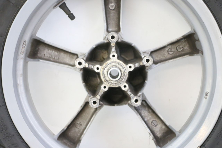 photo de FRONT RIM AND TIRE PEUGEOT SATELIS 125 (2013 - 2018)