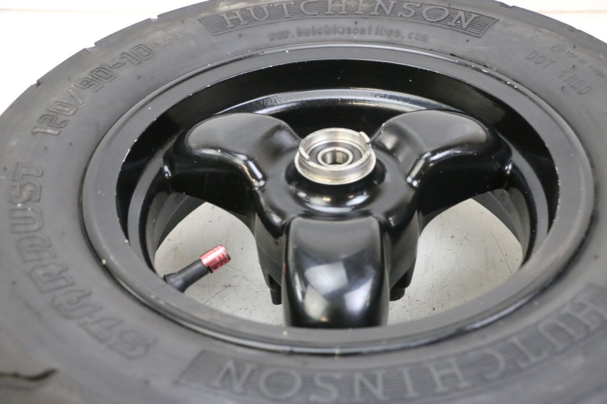 photo de FRONT RIM AND TIRE PEUGEOT TKR TREKKER FURIOUS 50 (2005 - 2014)