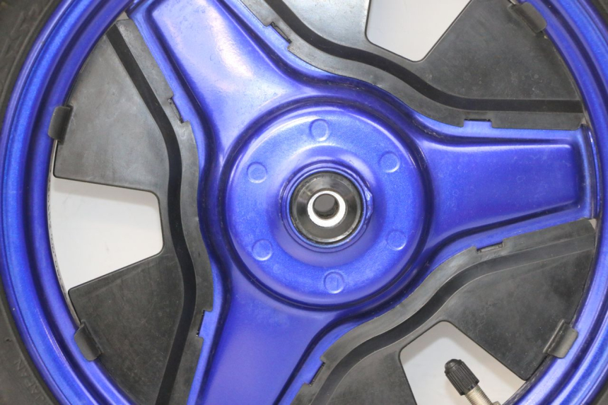 photo de FRONT RIM AND TIRE YAMAHA PW 50 (1984 - 2020)