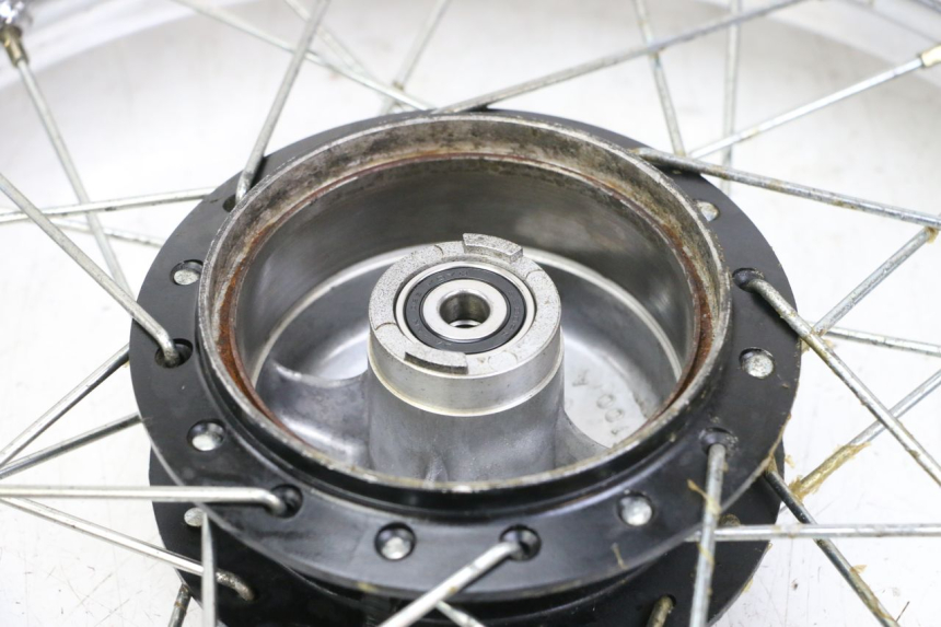 photo de FRONT RIM AND TIRE YAMAHA PW 80 (1983 - 2014)