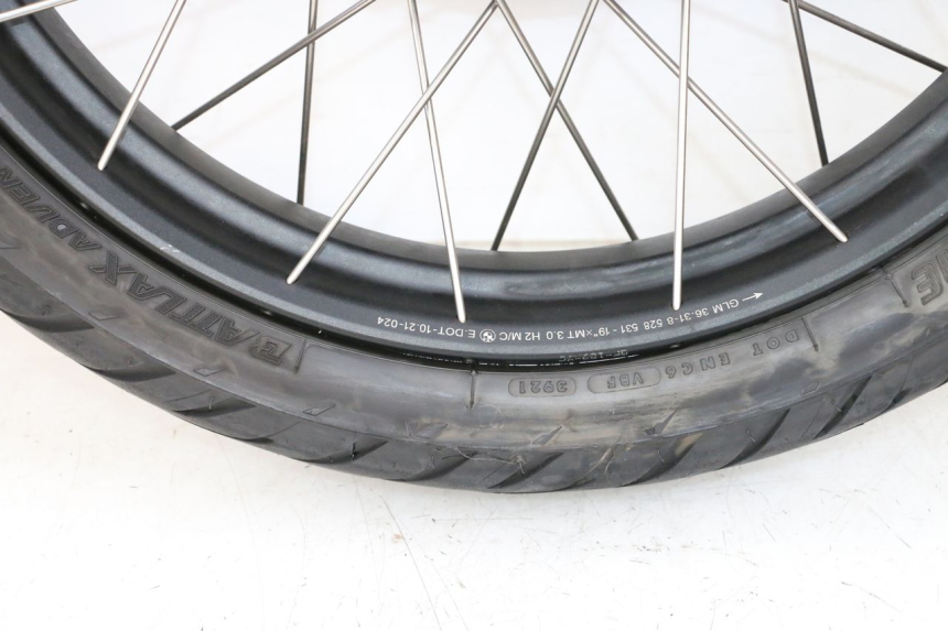 photo de FRONT RIM AND TIRE BMW R GS 1250 (2021 - 2024) - Main view
