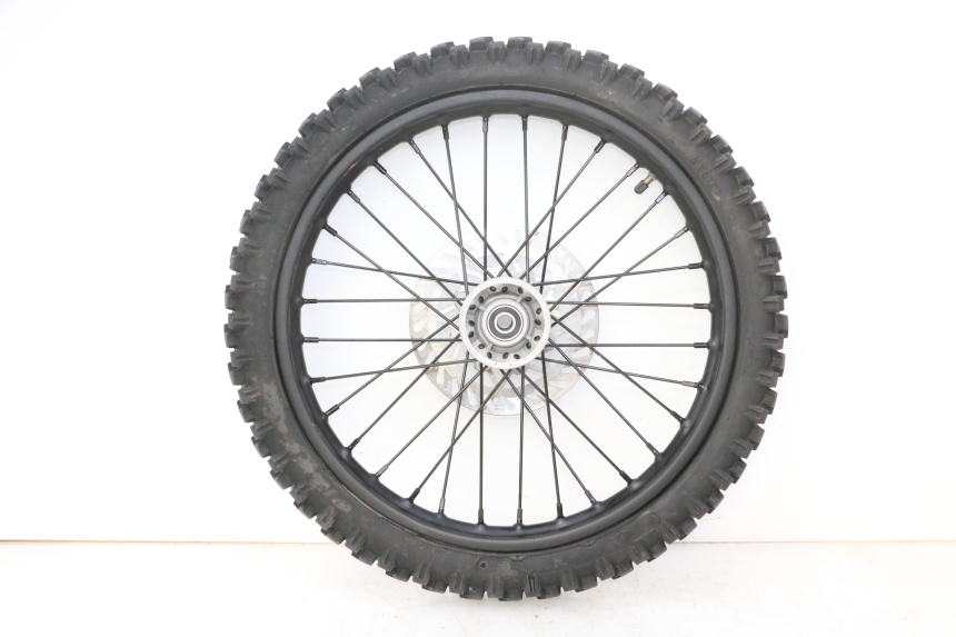 photo de FRONT RIM AND TIRE APOLLO RFZ 150