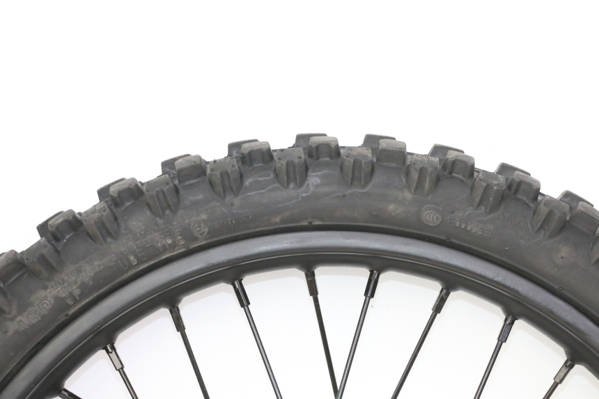 photo de FRONT RIM AND TIRE APOLLO RFZ 150