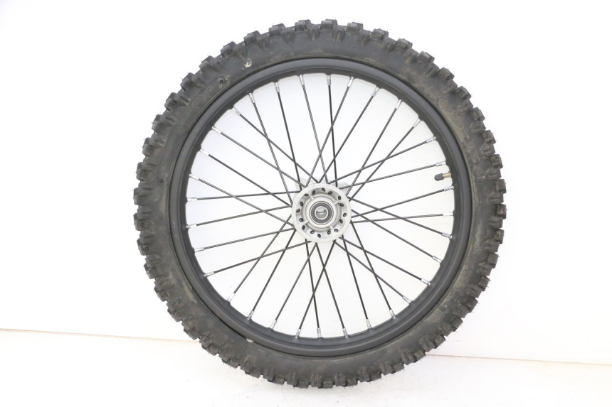 photo de FRONT RIM AND TIRE APOLLO RFZ 125