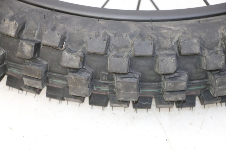 photo de FRONT RIM AND TIRE APOLLO RFZ 125