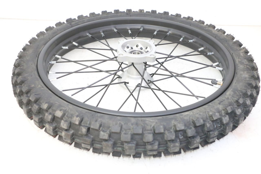 photo de FRONT RIM AND TIRE APOLLO RFZ 125
