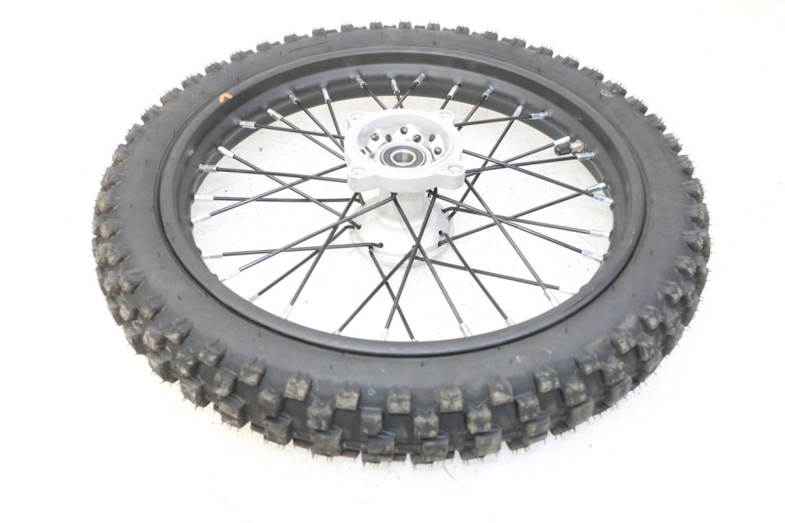 photo de FRONT RIM AND TIRE APOLLO RFZ 125