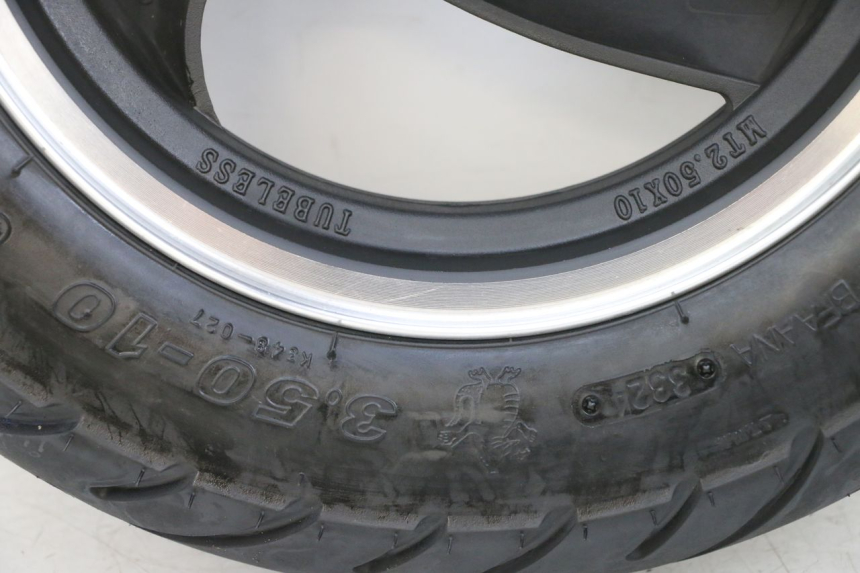 photo de FRONT RIM AND TIRE JM MOTORS SANTANA EVO 50 (2024 - 2026) - Surface and material condition