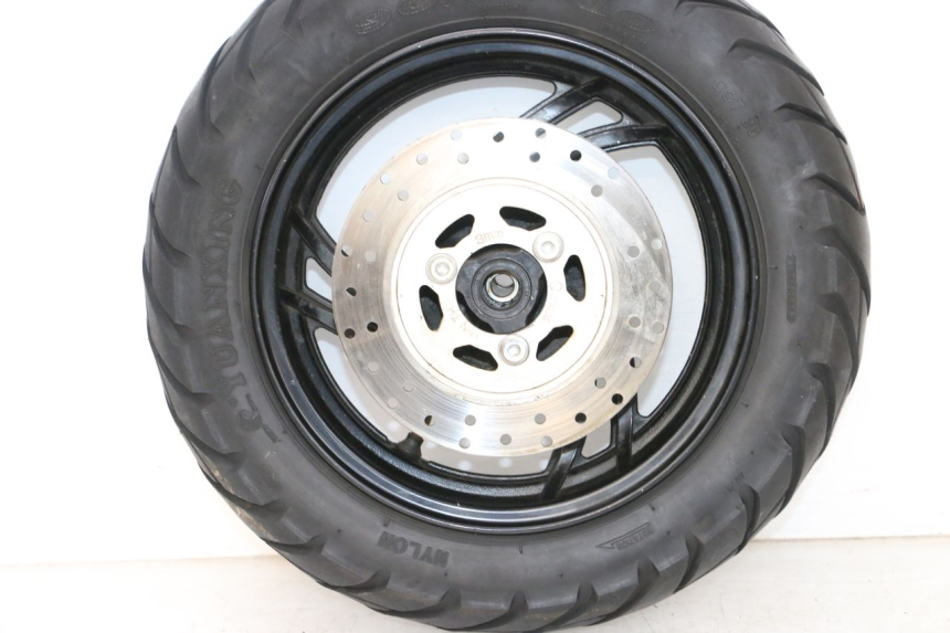 photo de FRONT RIM AND TIRE JM MOTORS SANTANA 50 (2014 - 2023) - Additional view of the item