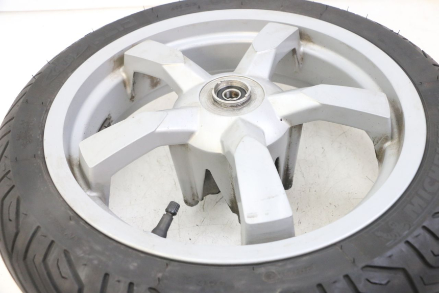 photo de FRONT RIM AND TIRE PEUGEOT SATELIS 125 (2013 - 2018)
