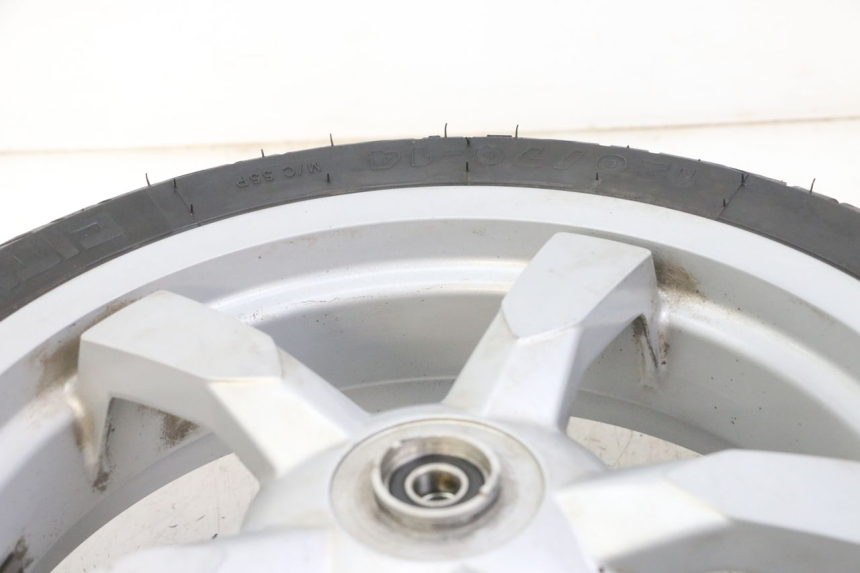 photo de FRONT RIM AND TIRE PEUGEOT SATELIS 125 (2013 - 2018)