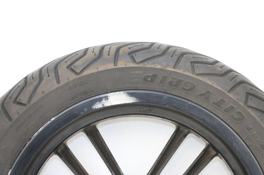 photo de FRONT RIM AND TIRE PEUGEOT SPEEDFIGHT 4 4T EFI 50 (2021 - 2025) - Focus on structure