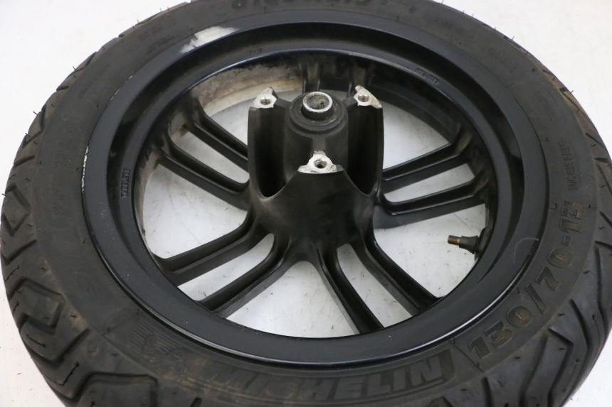 photo de FRONT RIM AND TIRE PEUGEOT SPEEDFIGHT 4 4T EFI 50 (2021 - 2025) - Checked used part