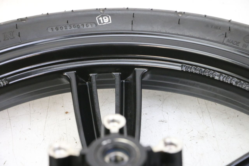 photo de FRONT RIM AND TIRE PEUGEOT TWEET 4T 50 (2023 - 2025)