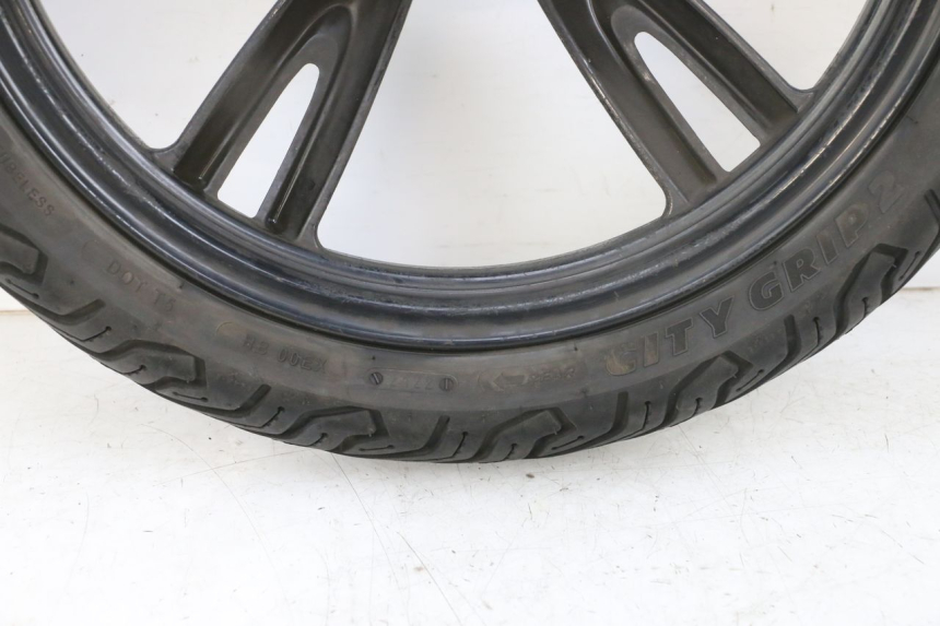 photo de FRONT RIM AND TIRE PEUGEOT TWEET PRO EFI 4T 50 (2021 - 2022)