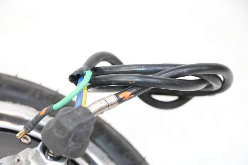 photo de FRONT RIM AND TIRE DUALTRON VICTOR LIMITED 1
