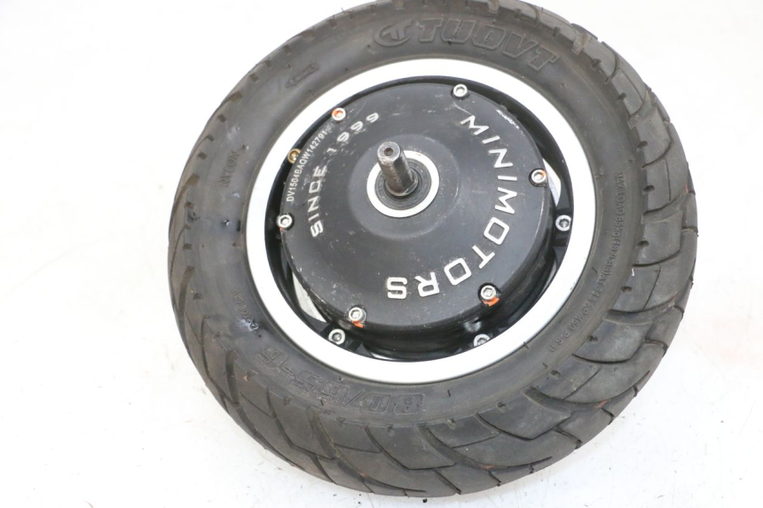 photo de FRONT RIM AND TIRE DUALTRON VICTOR LIMITED 1