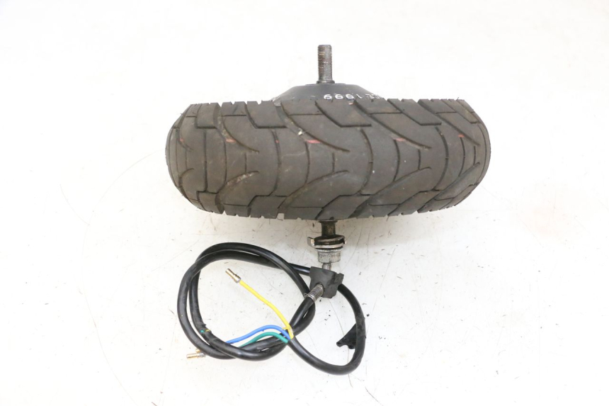 photo de FRONT RIM AND TIRE DUALTRON VICTOR LIMITED 1