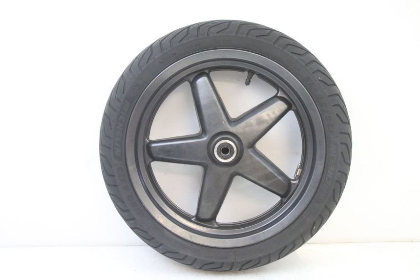 photo de FRONT RIM AND TIRE YAMAHA X-MAX XMAX 125 (2010 - 2014)
