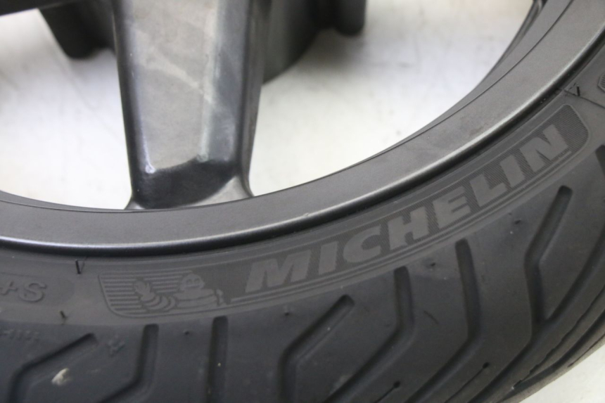photo de FRONT RIM AND TIRE YAMAHA X-MAX XMAX 125 (2010 - 2014)