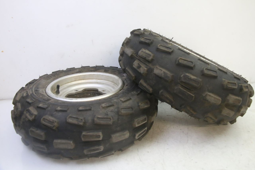 photo de FRONT RIM AND TIRE YAMAHA YFM R RAPTOR 250 (2008 - 2014)