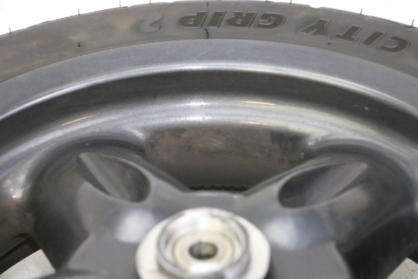 photo de FRONT RIM AND TIRE YAMAHA YP MAJESTY 125 (2007 - 2010)