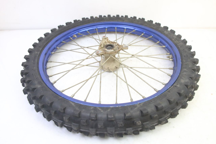 photo de FRONT RIM AND TIRE YAMAHA YZ 85 (2022 - 2025)