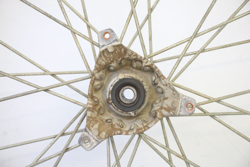 photo de FRONT RIM AND TIRE YAMAHA YZ 85 (2022 - 2025)
