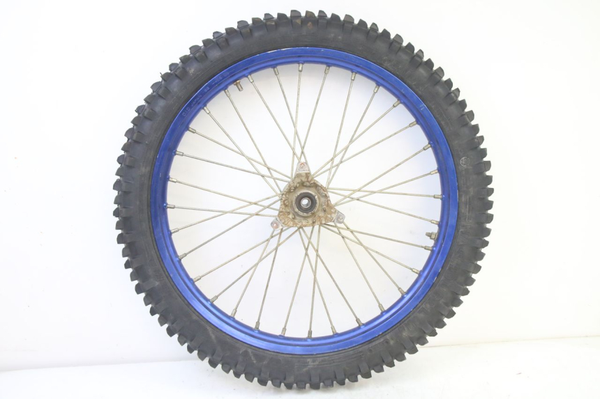 photo de FRONT RIM AND TIRE YAMAHA YZ 85 (2022 - 2025)