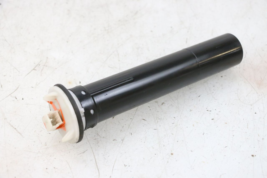 photo de FUEL TANK LEVEL PIAGGIO MP3 HPE 300 (2019 - 2026) - Zoom on usage condition