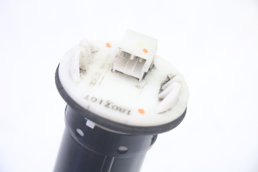 photo de FUEL TANK GAUGE PIAGGIO MP3 LT 400 (2007 - 2012) - Zoom on usage condition