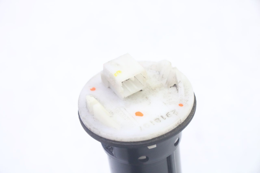 photo de FUEL TANK GAUGE PIAGGIO MP3 RL 250 (2007 - 2010) - Zoom on usage condition