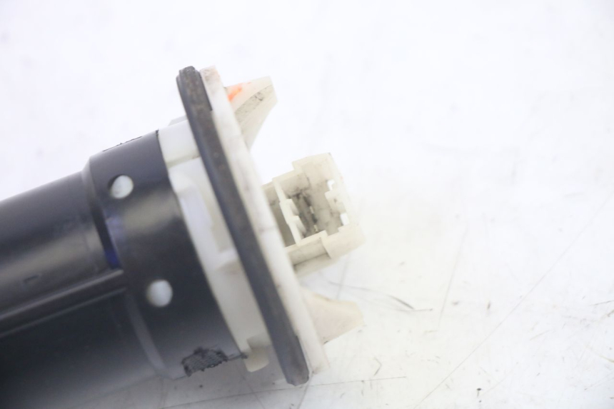 photo de FUEL TANK GAUGE PIAGGIO MP3 RL 250 (2007 - 2010) - Component detail