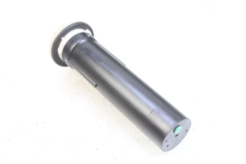 photo de FUEL TANK GAUGE APRILIA SCARABEO 100 (2003 - 2012)