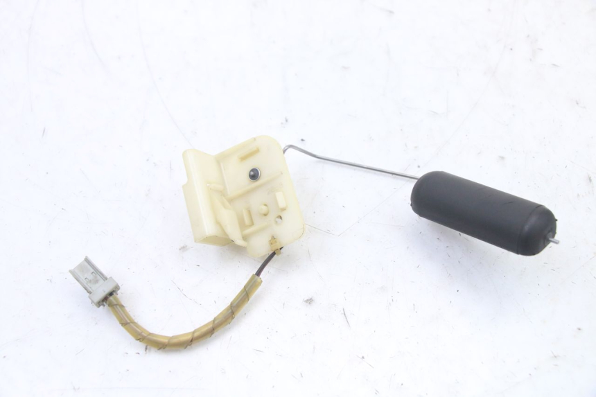 photo de FUEL TANK LEVEL SUZUKI GSX F GSXF 650 (2007 - 2015)