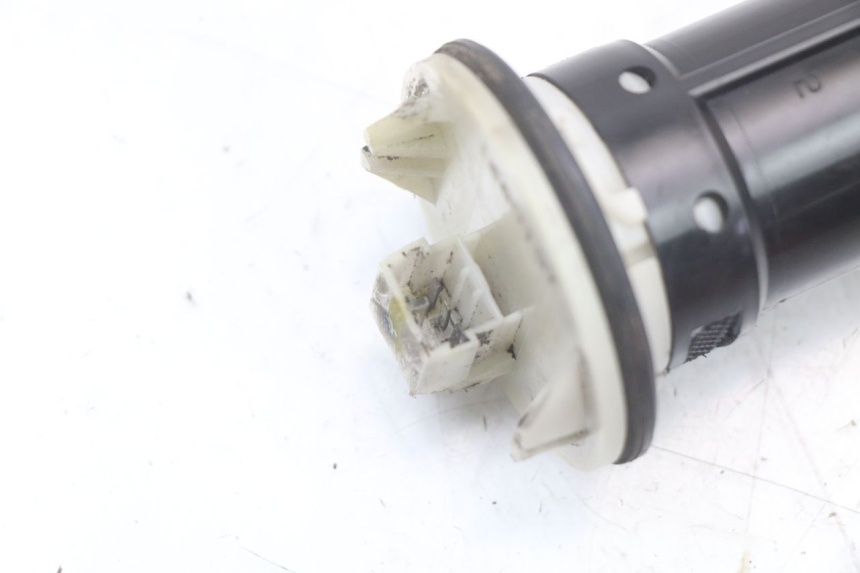 photo de FUEL TANK GAUGE PIAGGIO XEVO - X EVO 125 (2007 - 2016) - Component detail