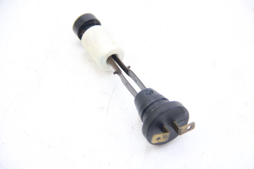 photo de OIL RESERVOIR DIPSTICK PEUGEOT FOX 50 (1995 - 2003)