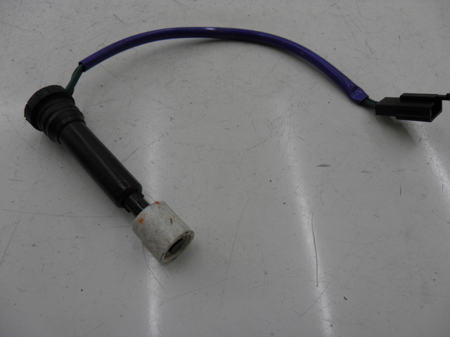 photo de OIL TANK LEVEL KYMCO SPACER 50 (1998 - 2009) - Alternative perspective