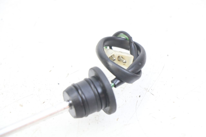 photo de OIL TANK DIPSTICK RIEJU MRT 50 (2009 - 2017)