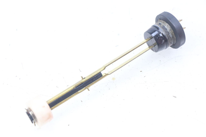 photo de OIL TANK DIPSTICK PEUGEOT TKR TREKKER FURIOUS 50 (2005 - 2014)