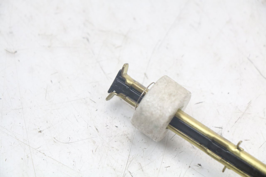 photo de OIL TANK DIPSTICK PEUGEOT TKR TREKKER FURIOUS 50 (2005 - 2014)