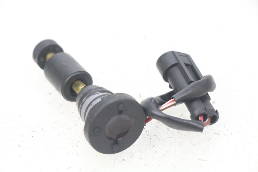 photo de OIL RESERVOIR DIPSTICK RIDE KALLIO 50 (2010 - 2019)