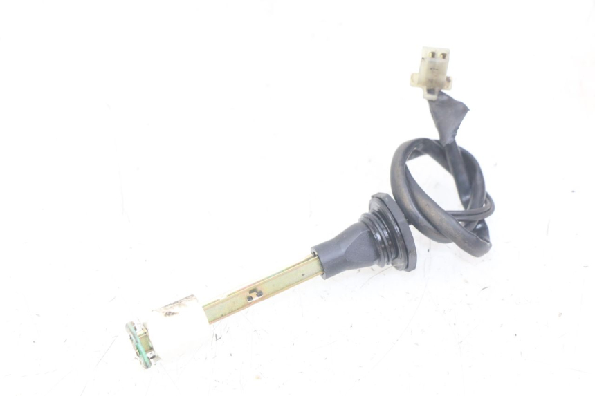 photo de OIL RESERVOIR DIPSTICK SUZUKI SMX SUPERMOTARD 50 (1996 - 2001)