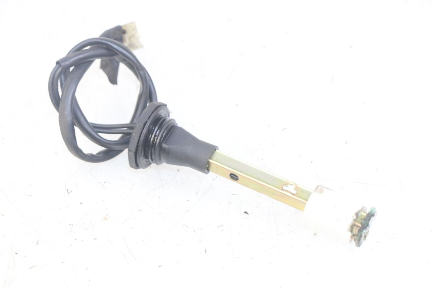 photo de OIL RESERVOIR DIPSTICK SUZUKI SMX SUPERMOTARD 50 (1996 - 2001)